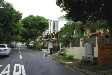 Part of Sunbird Circle looking northwards towards Simei Green Condo